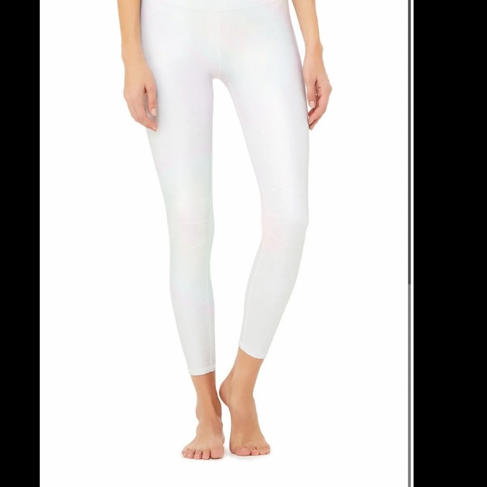NWT Alo 7/8 HighWaist Brilliance Luminance Legging